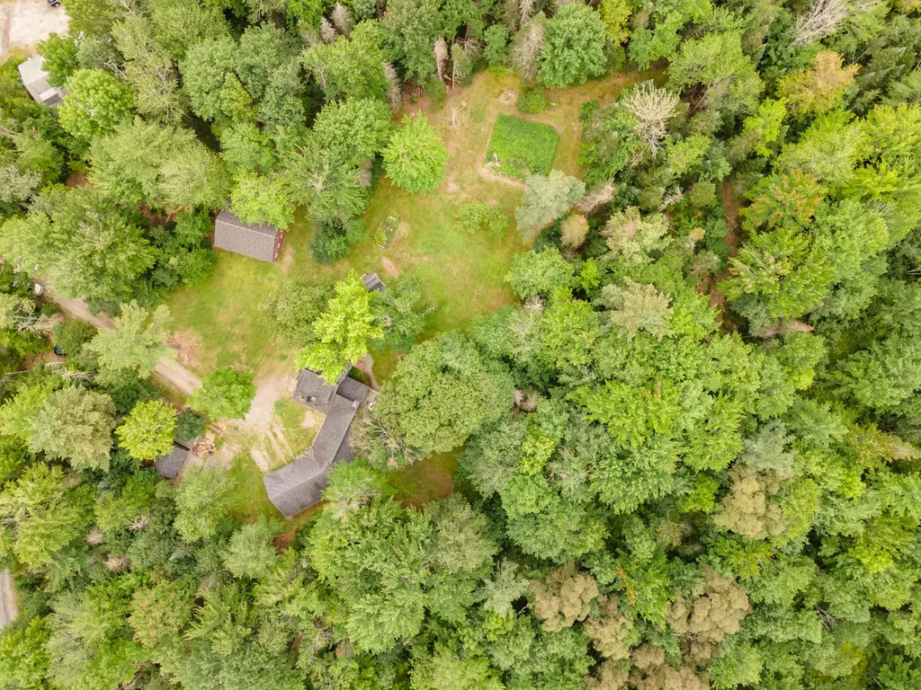 135 Knowles Road Belgrade ME 04917