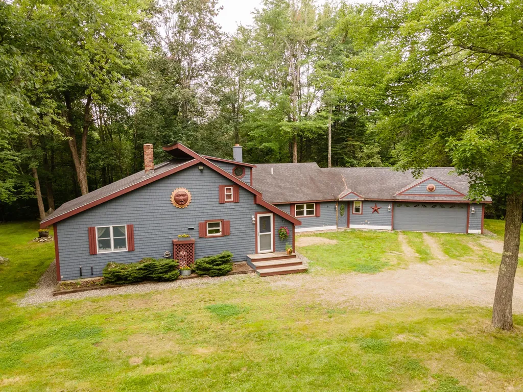 135 Knowles Road Belgrade ME 04917