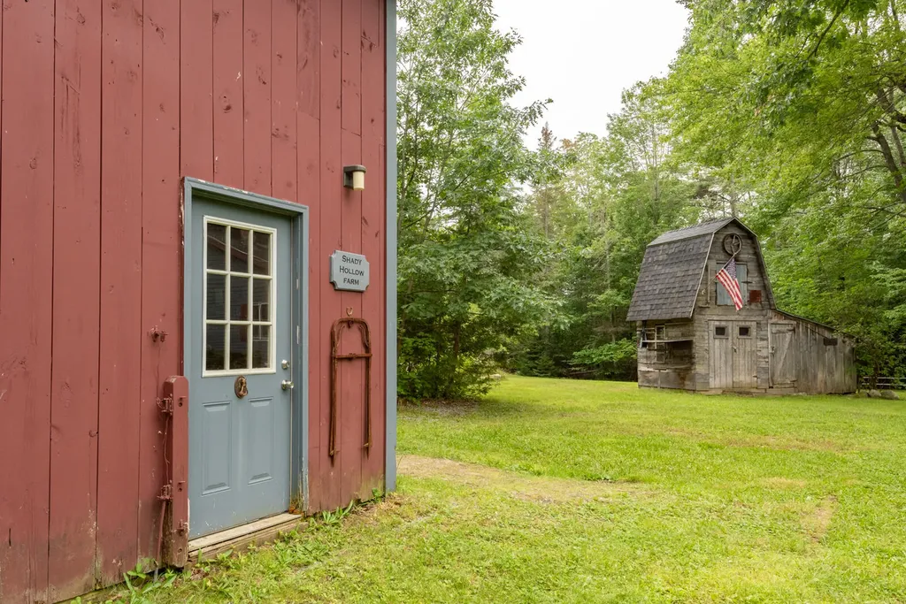 135 Knowles Road Belgrade ME 04917