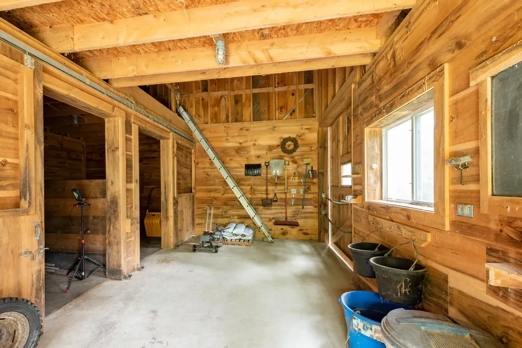 135 Knowles Road Belgrade ME 04917