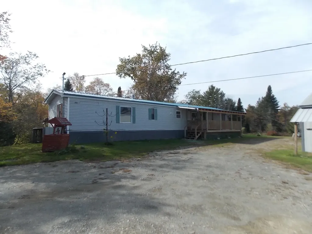 1916 E Ridge Road Cornville ME 04976