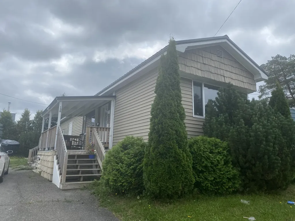 138 Pleasant Avenue Madawaska ME 04756