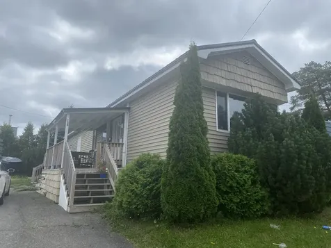 138 Pleasant Avenue Madawaska ME 04756