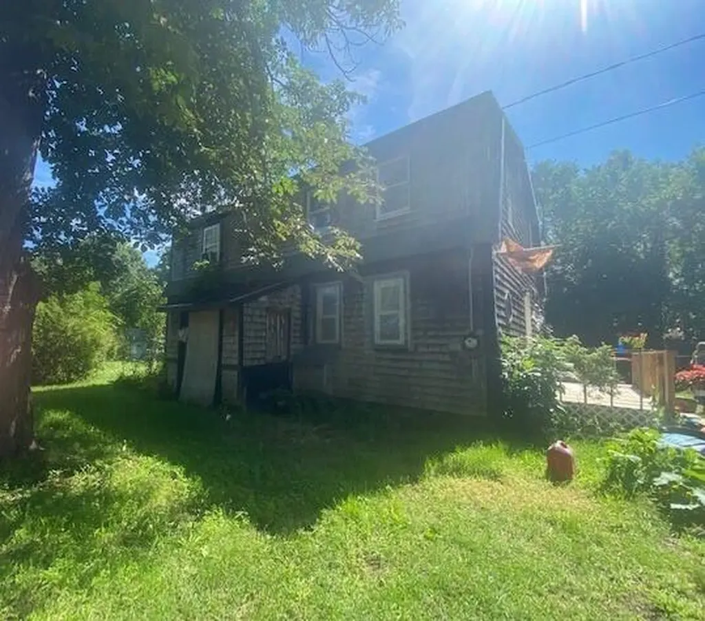 380 Townhouse Road Whitefield ME 04353
