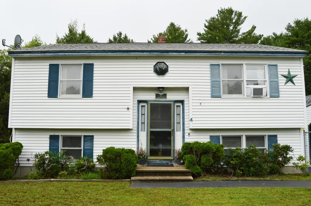 4 District Drive Westbrook ME 04092
