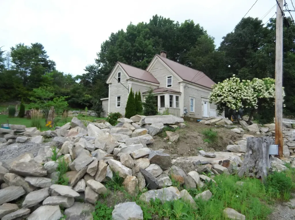 32 Elmwood Avenue Westbrook ME 04092