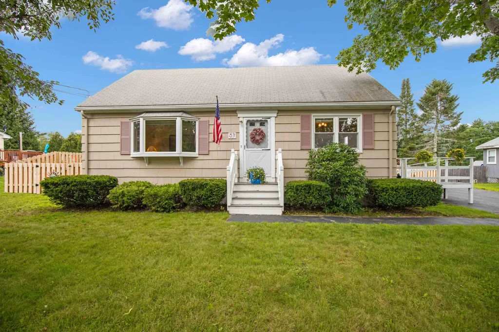 57 Constitution Drive Westbrook ME 04092