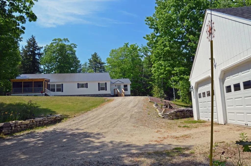 124 Mountain View Road Oxford ME 04270