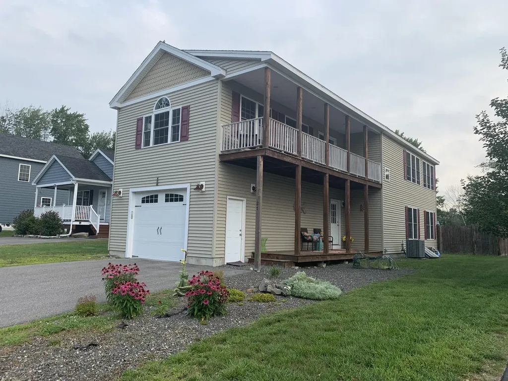 27 Calla Lily Lane Wells ME 04090