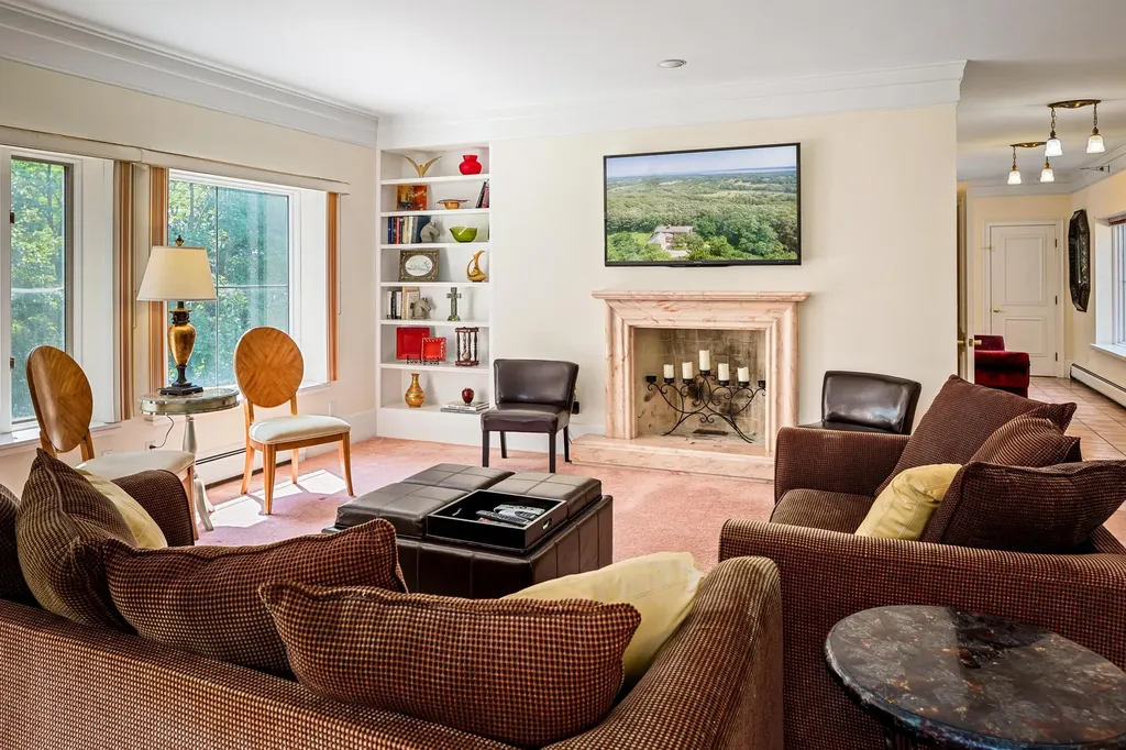 185 W Meadow Road Rockland ME 04841