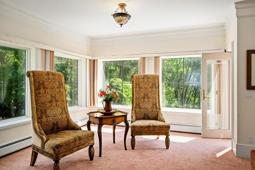 185 W Meadow Road Rockland ME 04841