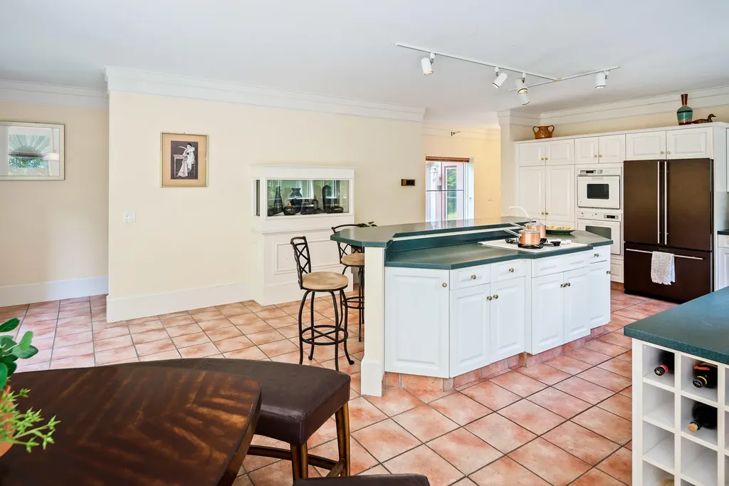 185 W Meadow Road Rockland ME 04841