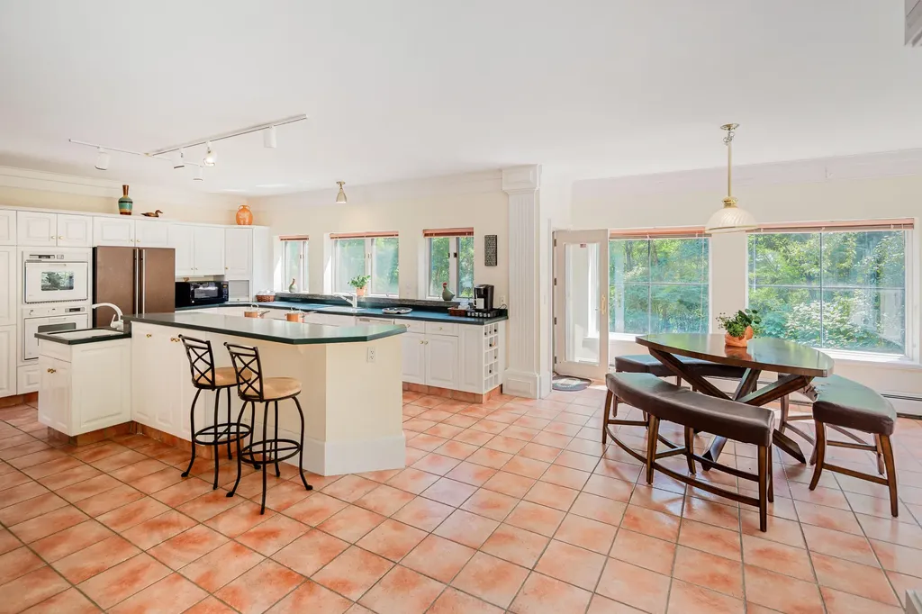 185 W Meadow Road Rockland ME 04841