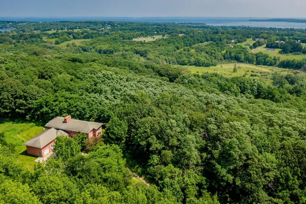 185 W Meadow Road Rockland ME 04841