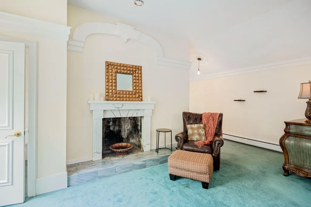 185 W Meadow Road Rockland ME 04841