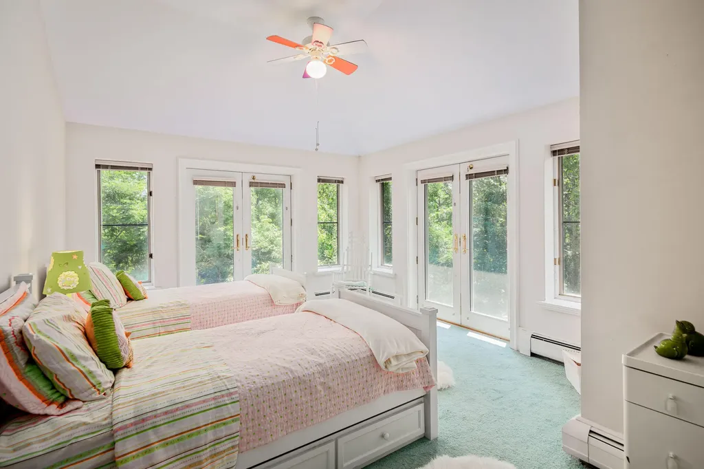 185 W Meadow Road Rockland ME 04841