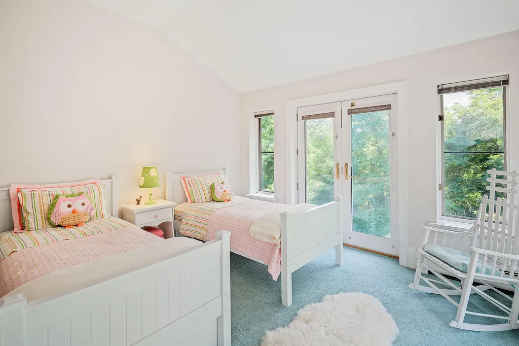 185 W Meadow Road Rockland ME 04841