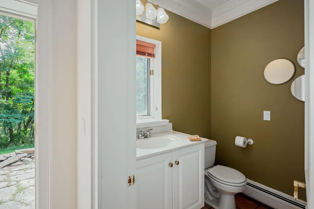 185 W Meadow Road Rockland ME 04841