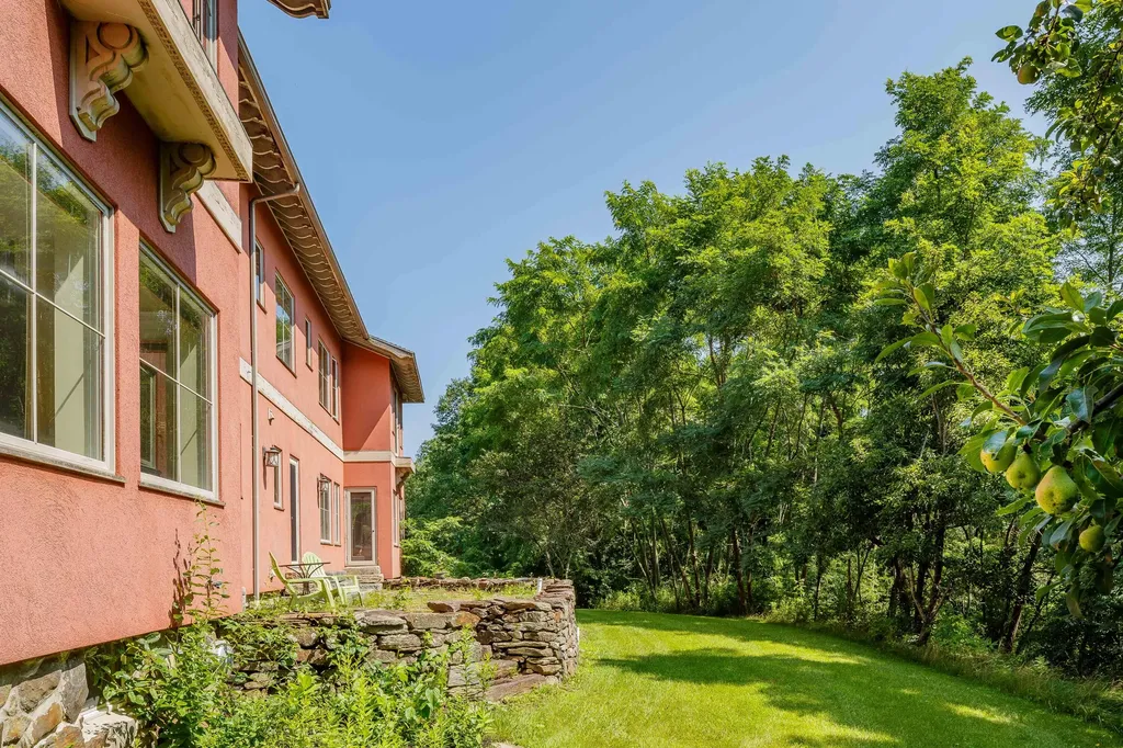 185 W Meadow Road Rockland ME 04841