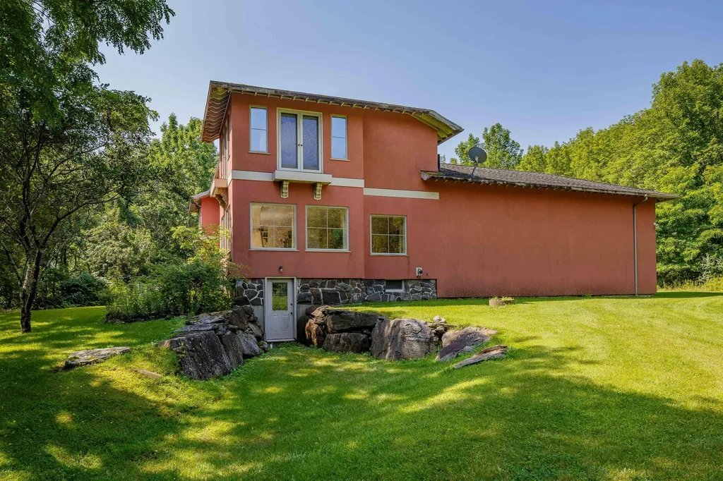 185 W Meadow Road Rockland ME 04841