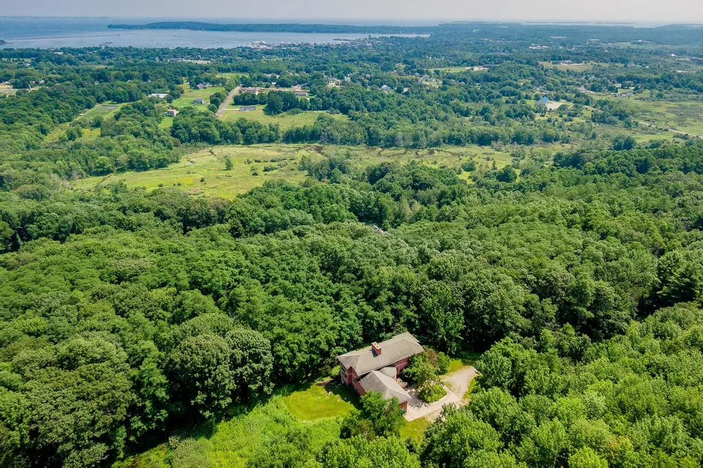 185 W Meadow Road Rockland ME 04841