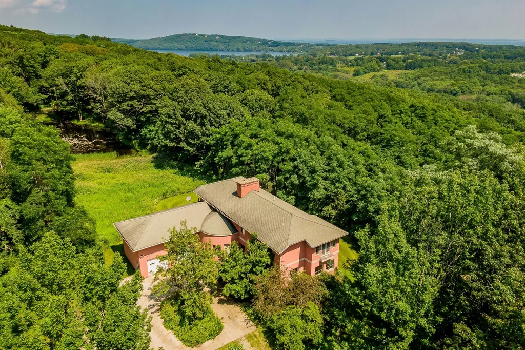 185 W Meadow Road Rockland ME 04841