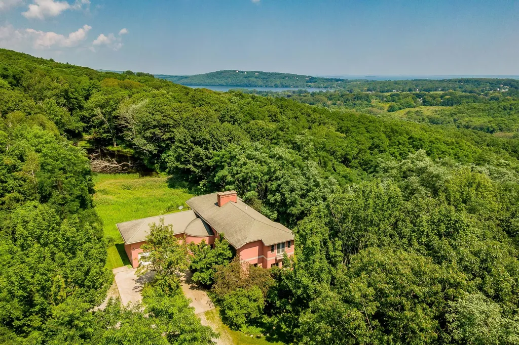 185 W Meadow Road Rockland ME 04841