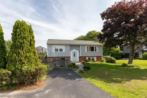 32 Nubble Road York ME 03909