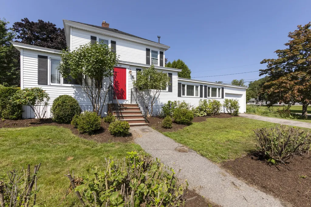 10 Mills Road Kennebunkport ME 04046