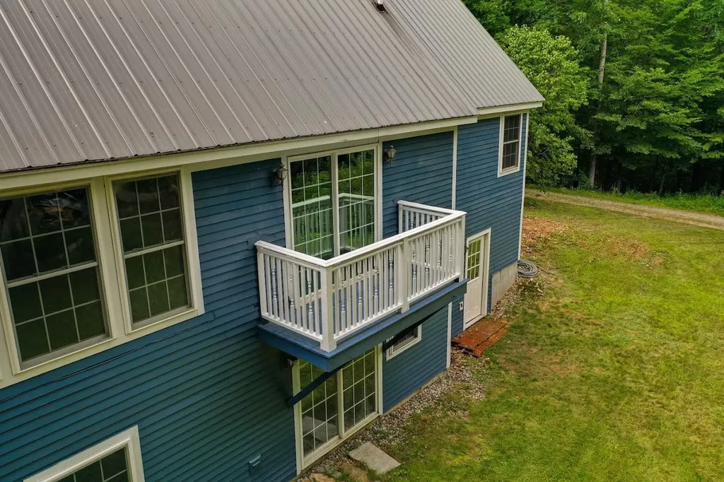 3 Timber Lane Poland ME 04274