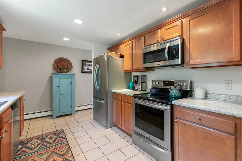 124 Evergreen Lane Windham ME 04062