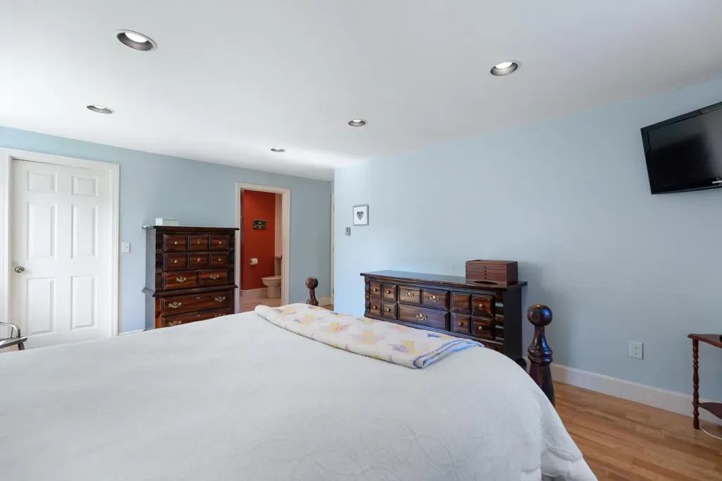 124 Evergreen Lane Windham ME 04062