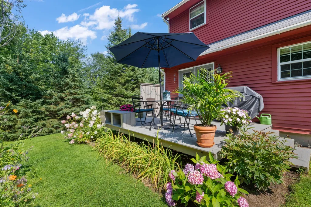 124 Evergreen Lane Windham ME 04062