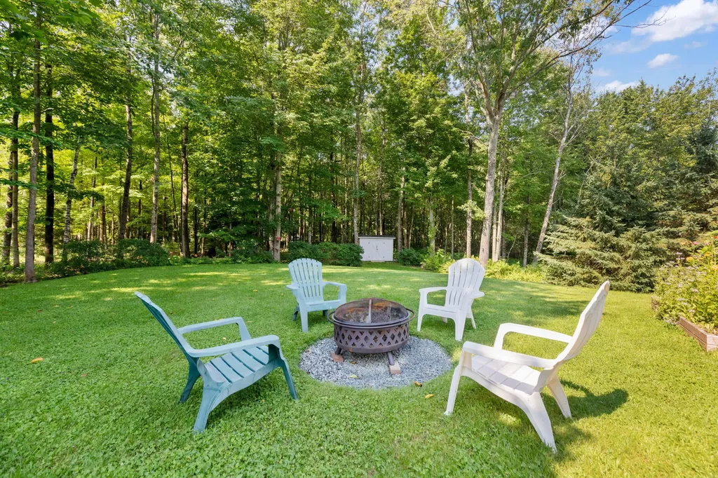 124 Evergreen Lane Windham ME 04062