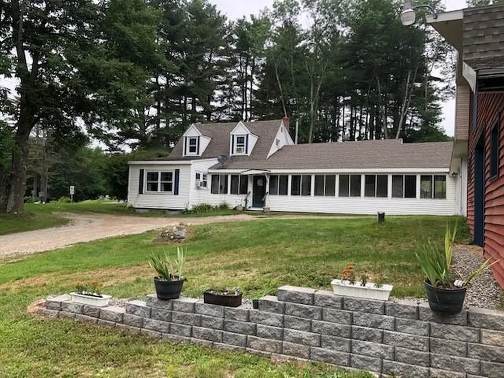 1 Route 41 Winthrop ME 04364