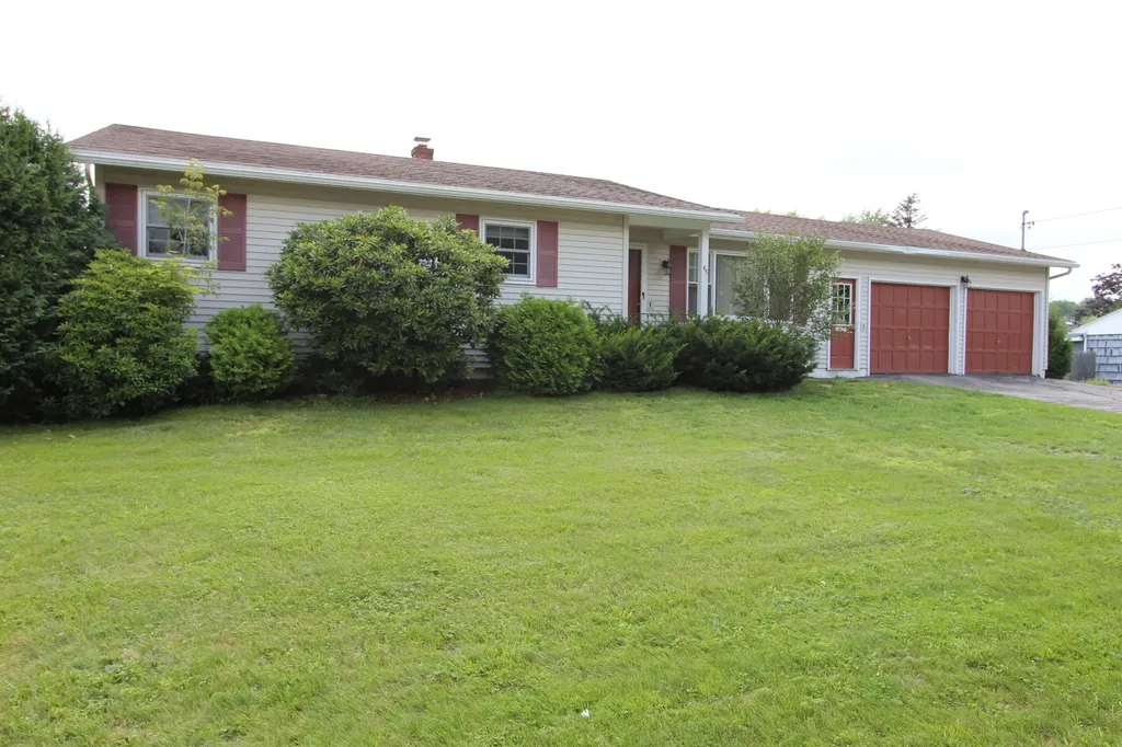 45 Fortin Way Lewiston ME 04240