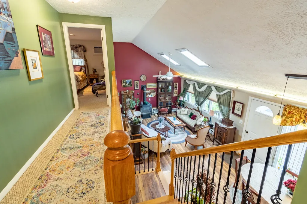 28 Robinson Gardens Lewiston ME 04240