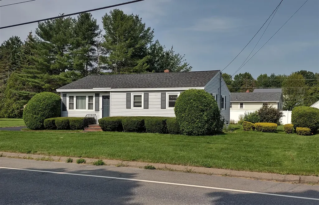 335 Parkway S Brewer ME 04412