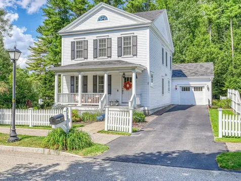 2 Ballantyne Drive Scarborough ME 04074