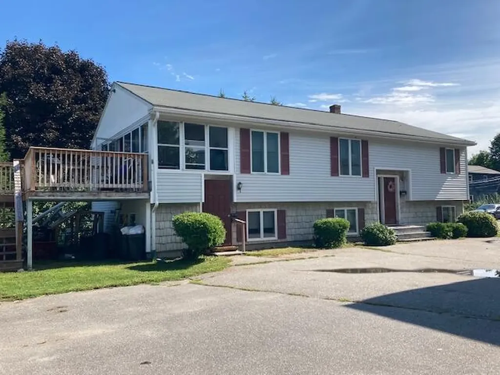 62 Rosedale Street Lewiston ME 04240