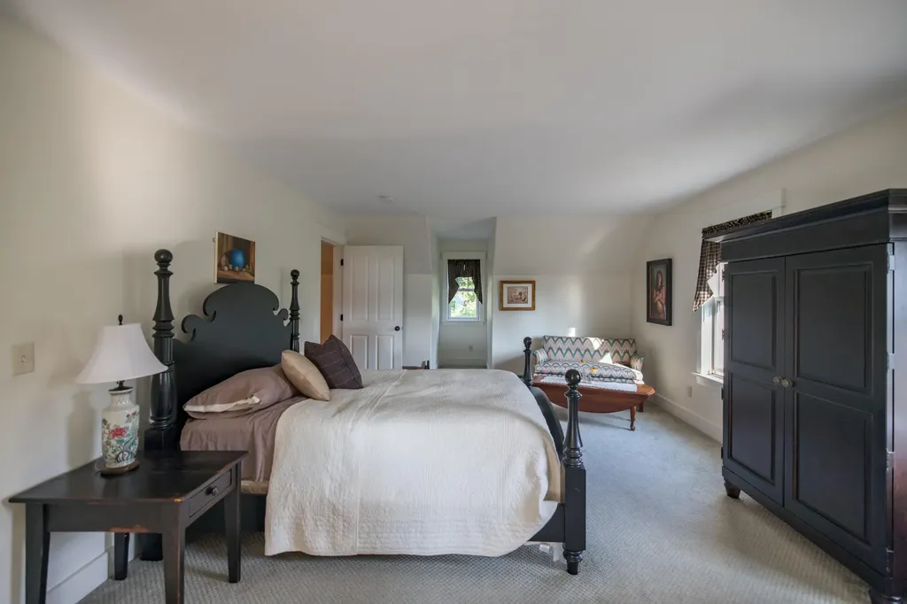 54 Merles Landing Norway ME 04268