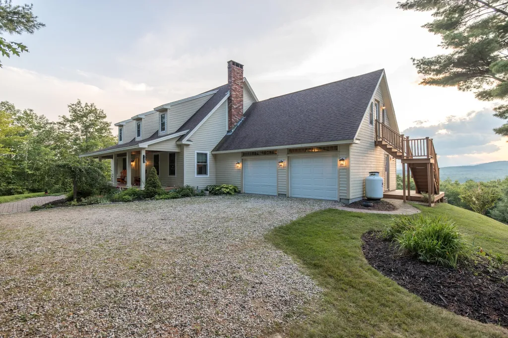 54 Merles Landing Norway ME 04268