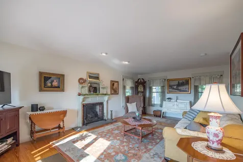 54 Merles Landing Norway ME 04268
