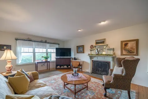 54 Merles Landing Norway ME 04268