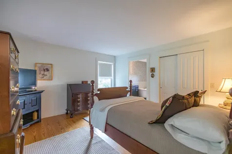 54 Merles Landing Norway ME 04268