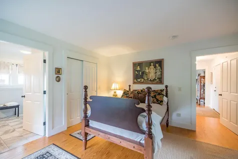 54 Merles Landing Norway ME 04268