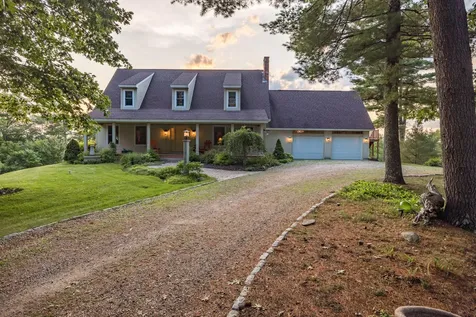 54 Merles Landing Norway ME 04268