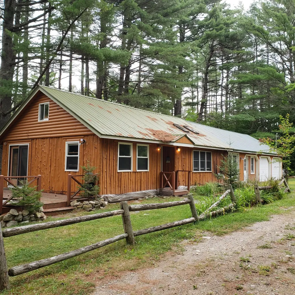 1020 Lee Road Lincoln ME 04457
