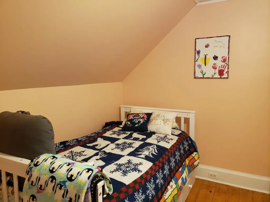 28 Eaton Street Old Town ME 04468
