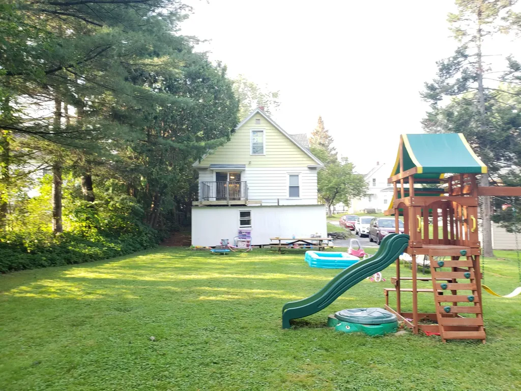 28 Eaton Street Old Town ME 04468